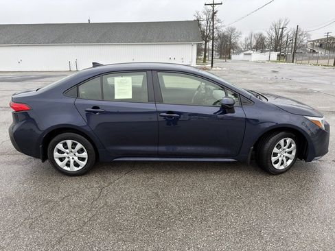 Used 2025 Toyota Corolla LE image 5