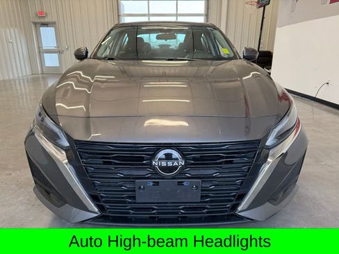 Used 2023 Nissan Altima 2.5 S image 9