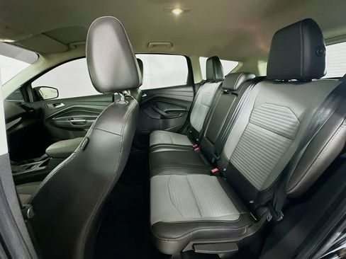 Used 2017 Ford Escape SE w/ SE Sport Appearance Package AWD/4WD image 14