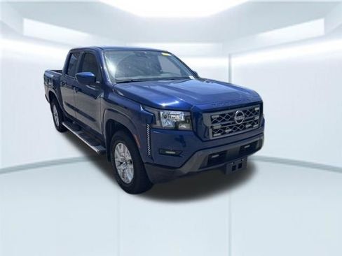 Used 2022 Nissan Frontier SV w/ Technology Package RWD image 4