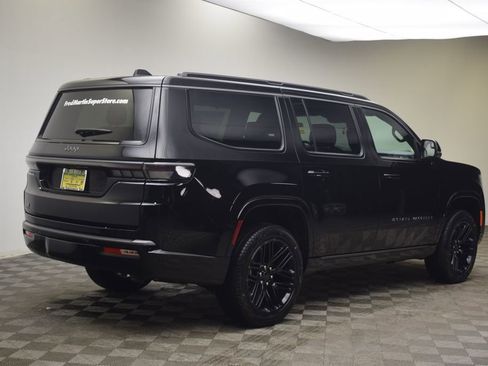 New 2026 Jeep Grand Wagoneer Limited AWD/4WD image 7