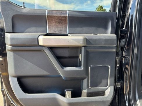 Used 2022 Ford F250 4x4 Crew Cab Super Duty image 17