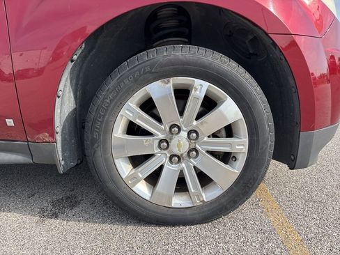 Used 2010 Chevrolet Equinox LT image 12