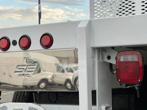 New 2026 Ford F350 XL w/ XL Chrome Package image 25