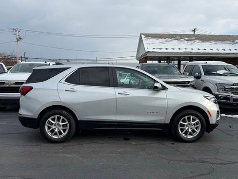 Used 2022 Chevrolet Equinox LT image 8