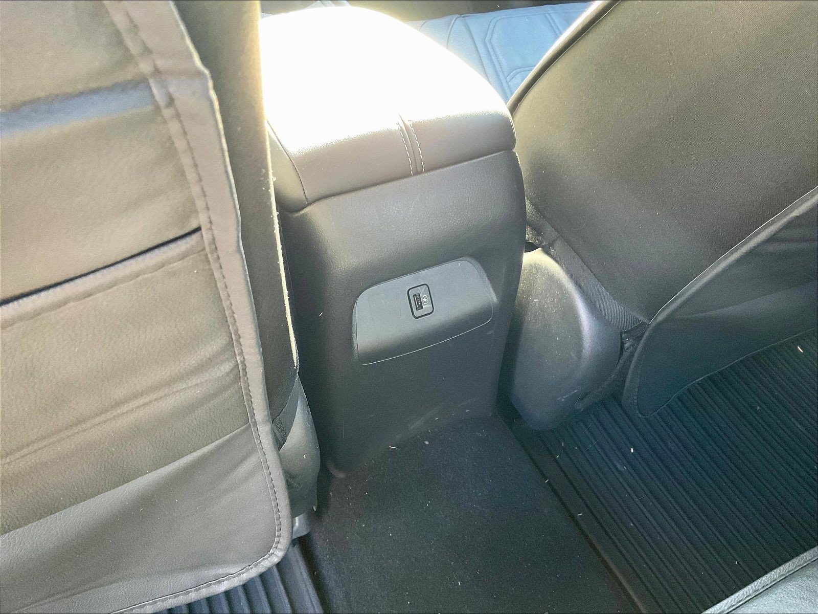 Used 2023 Nissan Sentra SV w/ All-Weather Package FWD image 11