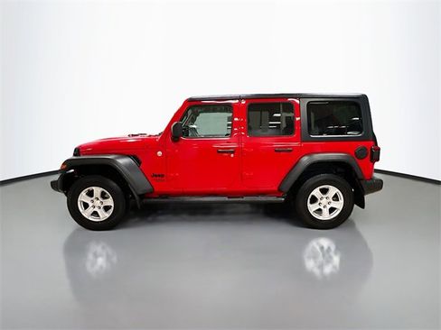 Used 2021 Jeep Wrangler Unlimited Sport image 3