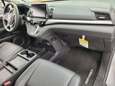 Certified 2025 Honda Odyssey EX-L image 19