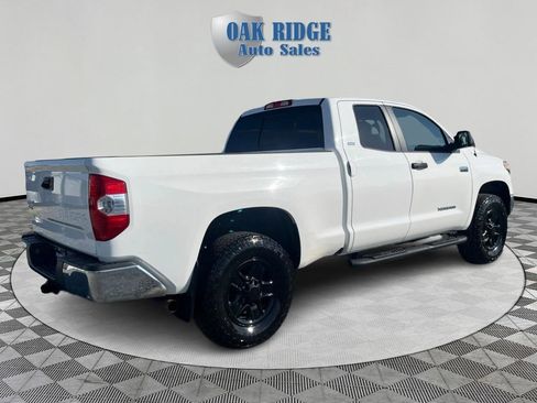 Used 2018 Toyota Tundra SR5 image 5
