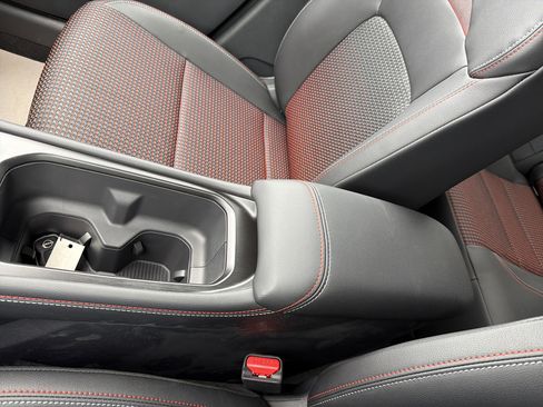 New 2026 Nissan Kicks SR w/ Cold Weather Package FWD image 17