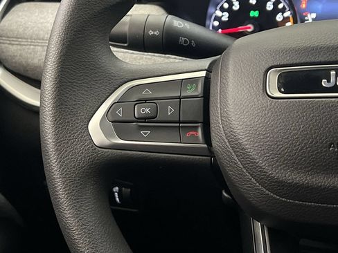 Used 2024 Jeep Compass Sport AWD/4WD image 33