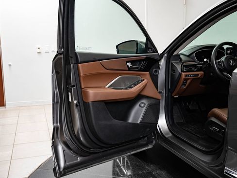 Certified 2024 Acura MDX SH-AWD w/ Technology Package image 29