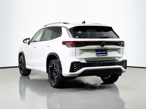 New 2026 Volkswagen Tiguan SEL R-Line image 5