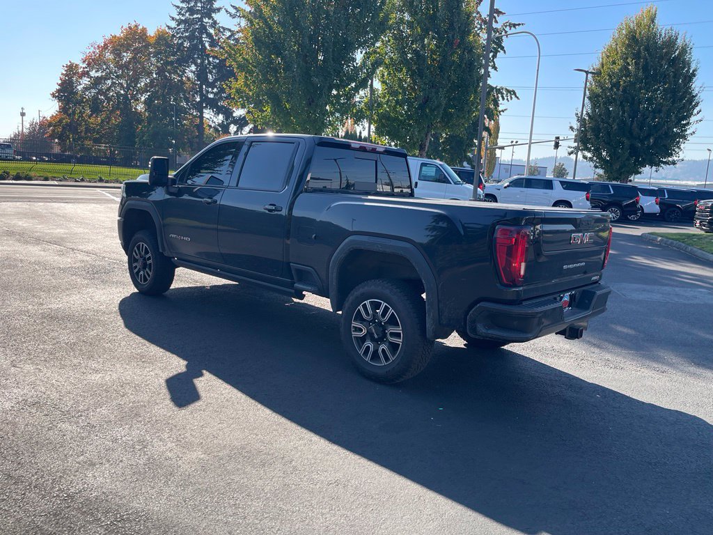 Used 2022 GMC Sierra 3500 AT4 w/ AT4 Premium Plus Package AWD/4WD image 3