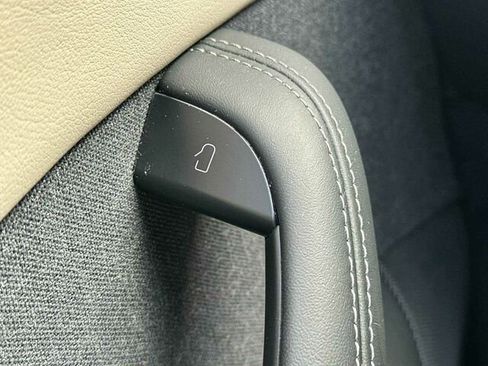 Used 2021 Tesla Model S Long Range image 30