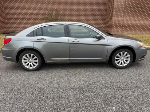 Used 2012 Chrysler 200 Touring w/ Cold Weather Group image 11