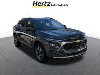 Used 2025 Chevrolet Trax LT video 1