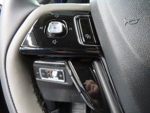 Used 2025 Lincoln Corsair AWD w/ Jet Appearance Package image 56