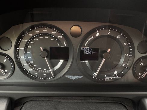 Used 2015 Aston Martin V8 Vantage GT image 46