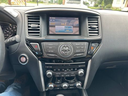 Used 2015 Nissan Pathfinder SV w/ Trailer Tow Package AWD/4WD image 18