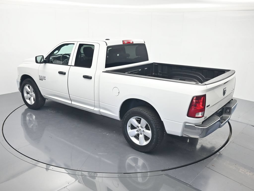 Used 2024 RAM 1500 Classic SLT AWD/4WD image 34