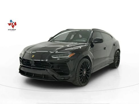 Used 2021 Lamborghini Urus image 3