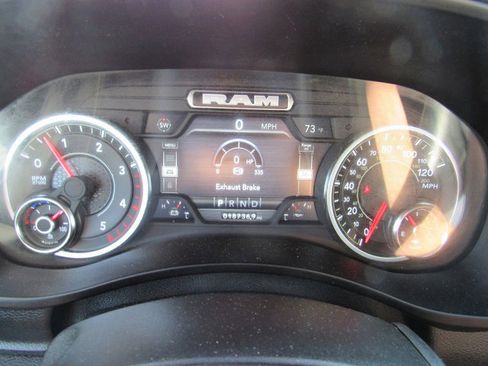 Used 2024 RAM 4500 SLT w/ Quick Order Package 2YG SLT image 39