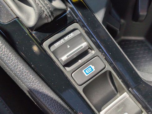 Used 2024 Honda Accord Sport image 23