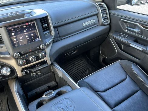 Used 2022 RAM 1500 Laramie AWD/4WD image 33