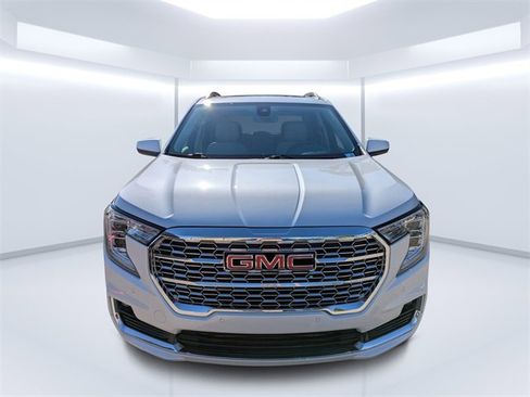 Used 2023 GMC Terrain Denali image 8