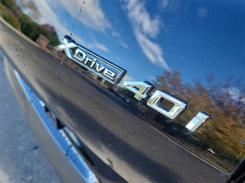 New 2026 BMW X6 xDrive40i w/ Climate Comfort Package image 13