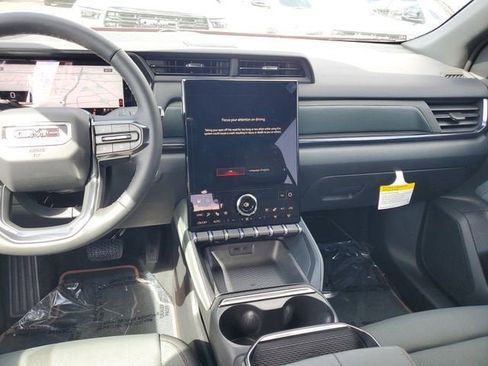 New 2026 GMC Terrain AT4 w/ Convenience Package III image 14