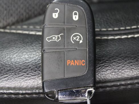 Used 2023 Jeep Compass High Altitude w/ Driver Assist Group I AWD/4WD image 64