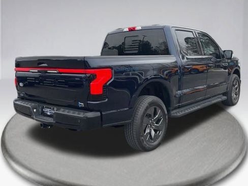 Used 2024 Ford F150 Lightning Lariat image 6