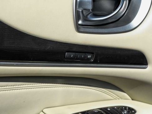 Used 2019 INFINITI QX60 Luxe w/ Essential Package image 50