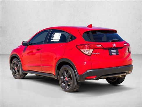 Used 2016 Honda HR-V LX image 7