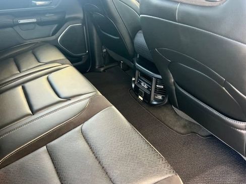 Used 2024 RAM 1500 Laramie AWD/4WD image 18