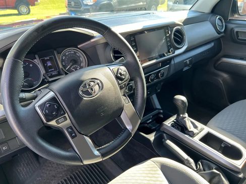 Used 2022 Toyota Tacoma SR5 image 14