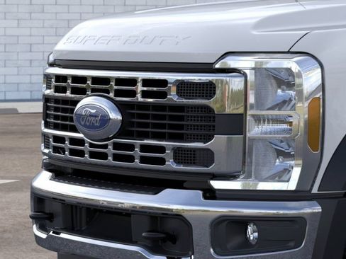 New 2026 Ford F550 4x4 Regular Cab Super Duty image 17