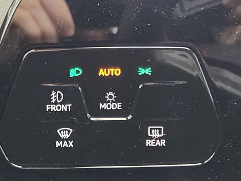 New 2026 Volkswagen GTI SE image 11