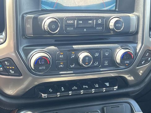 Used 2018 Chevrolet Silverado 2500 High Country w/ Duramax Plus Package AWD/4WD image 21