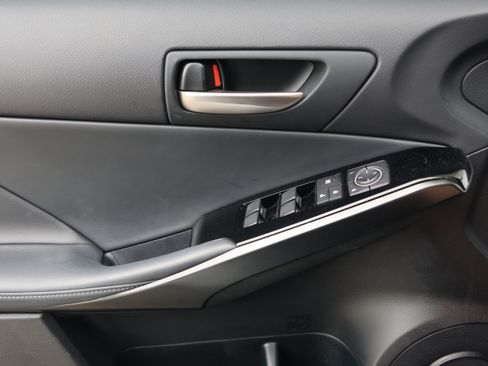 Used 2024 Lexus IS 350 F Sport RWD image 12