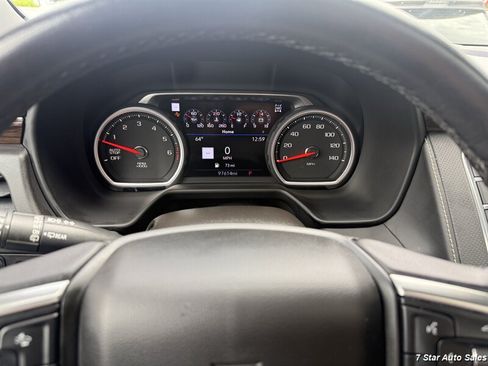 Used 2021 Chevrolet Tahoe Premier w/ Premium Package AWD/4WD image 13
