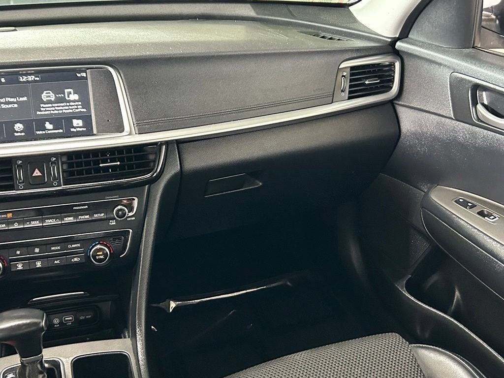 Used 2019 Kia Optima S w/ S Panoramic Sunroof Package FWD image 11