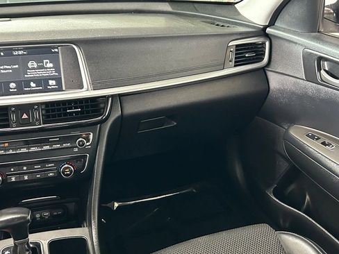 Used 2019 Kia Optima S w/ S Panoramic Sunroof Package FWD image 11