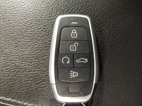 Used 2020 Cadillac XT4 Premium Luxury w/ Driver Awareness Package image 32