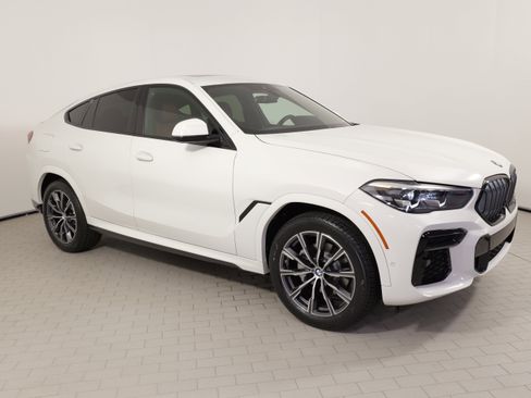 Used 2022 BMW X6 xDrive40i w/ M Sport Package AWD/4WD image 10