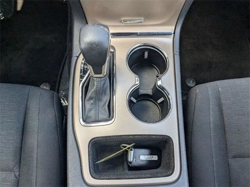 Certified 2016 Jeep Grand Cherokee Laredo w/ Quick Order Package 23E image 17