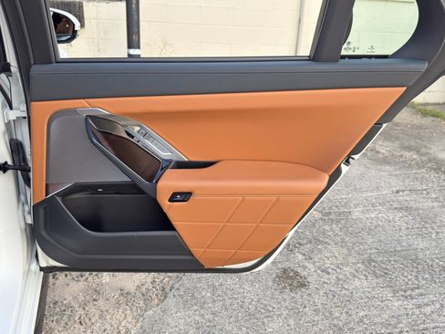 Used 2023 BMW 740i w/ Parking Assistance Package RWD image 51