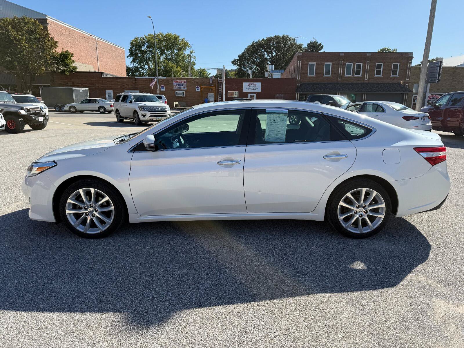 Used 2013 Toyota Avalon FWD image 8